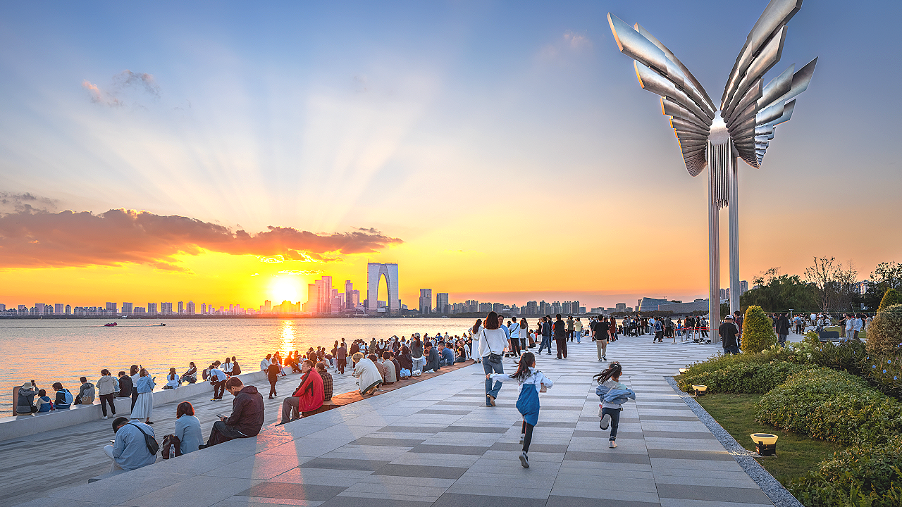 金雞湖再展翅，引領濱水空間未來圖景