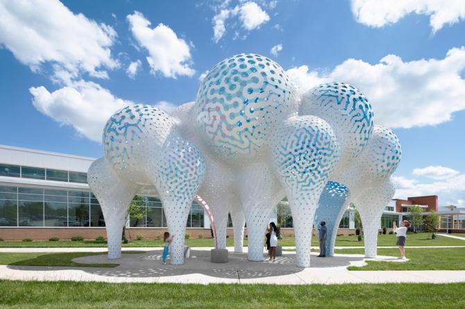 美國夢幻之柱裝置設計 | MARC FORNES / THEVERYMANY