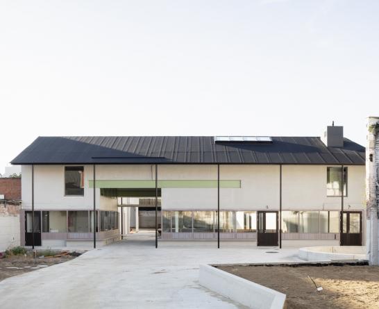 比利時最老DIY商店改造公園建筑景觀設計 | murmuur architecten+Carton123 architecten+AE-architecten