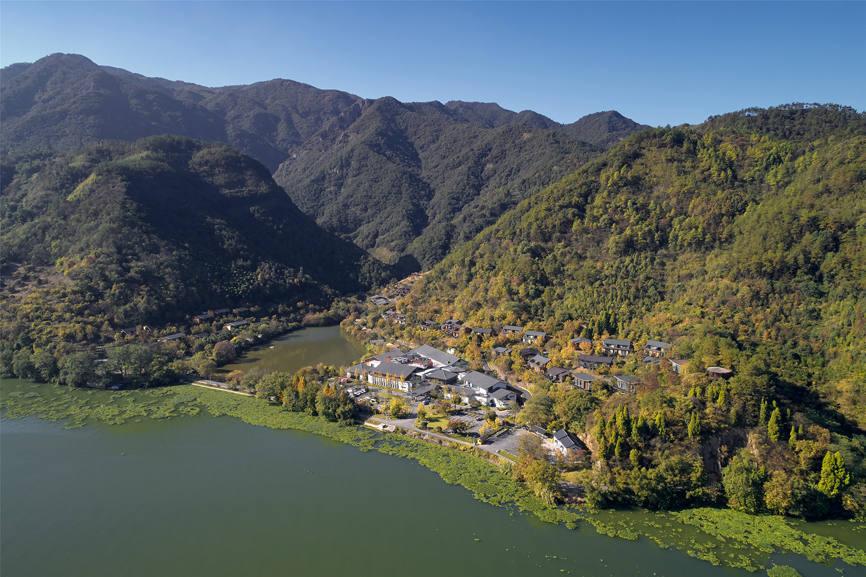 005-fuchun-mountain-resort-china-by-the-design-institute-of-landscape-architecture-china-academy-of-art.jpg