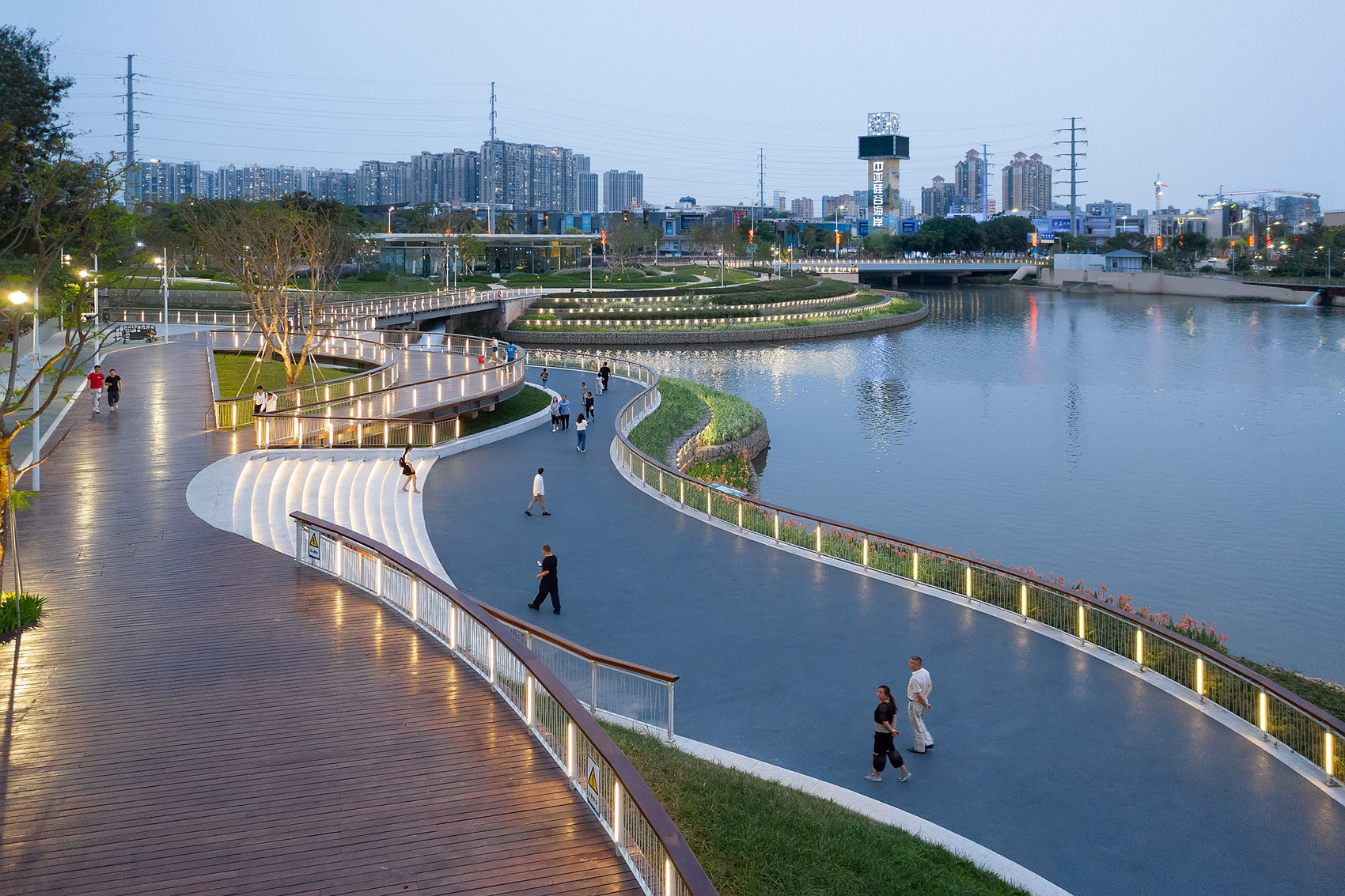 15 Meandering Promenade Night View 曲岸眺臺(tái)夜景.jpg