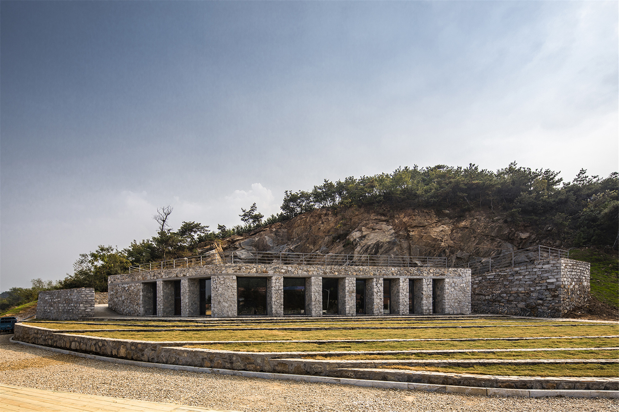 03-石窩劇場全貌 Full view of Stone Nest Amphitheatre.jpg