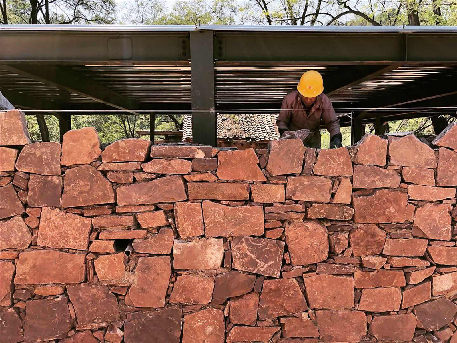 磊石墻面施工過程 Construction process of stone-laying walls.jpg